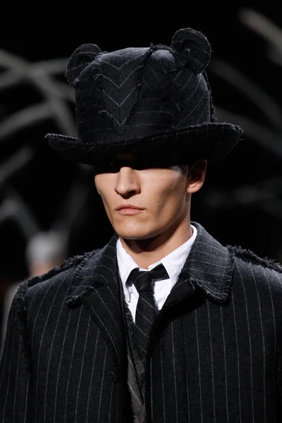 Look 57